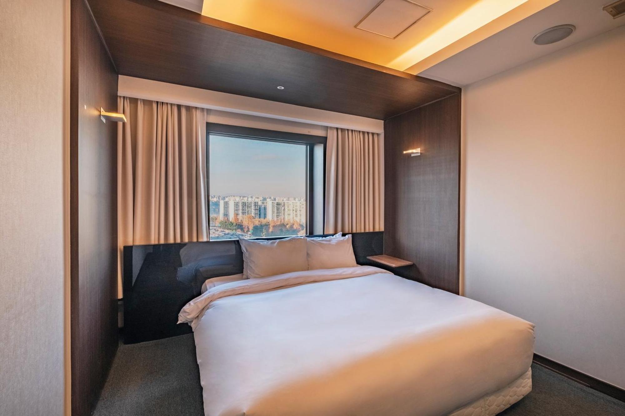 The Riverside Hotel Сеул Экстерьер фото