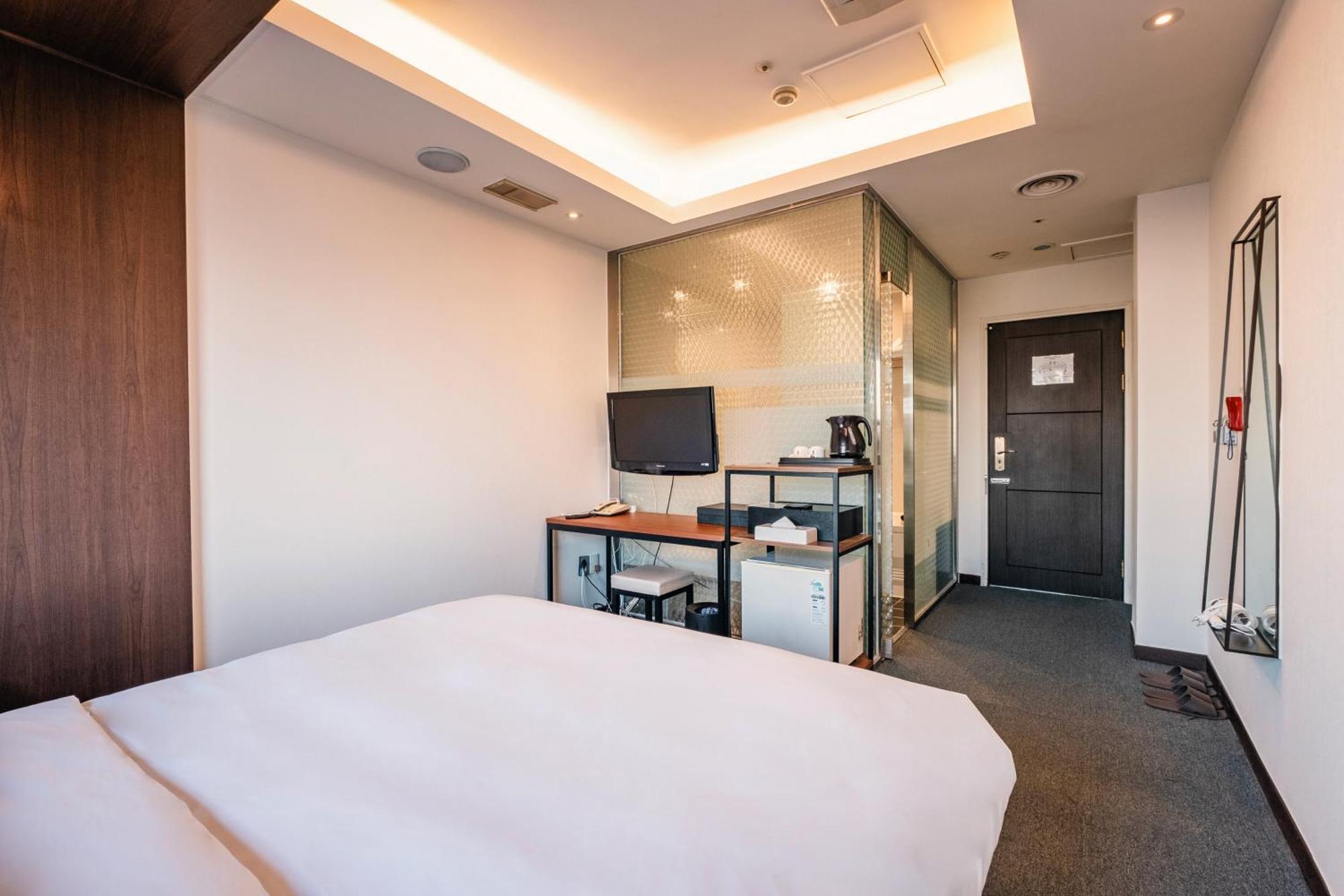 The Riverside Hotel Сеул Экстерьер фото